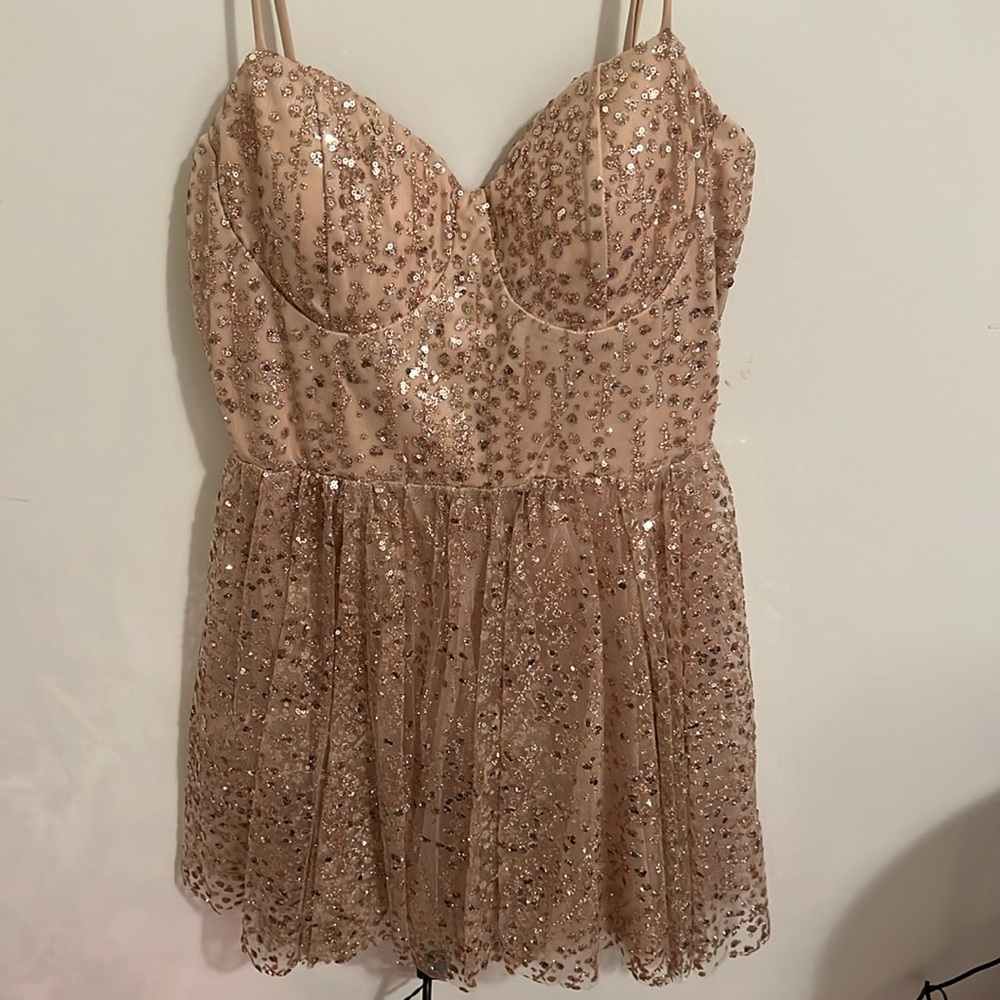 WINSDOR gold dress